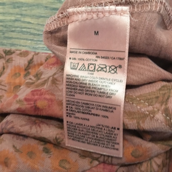 Old Navy cotton tee size M *NWT - Picture 5 of 5